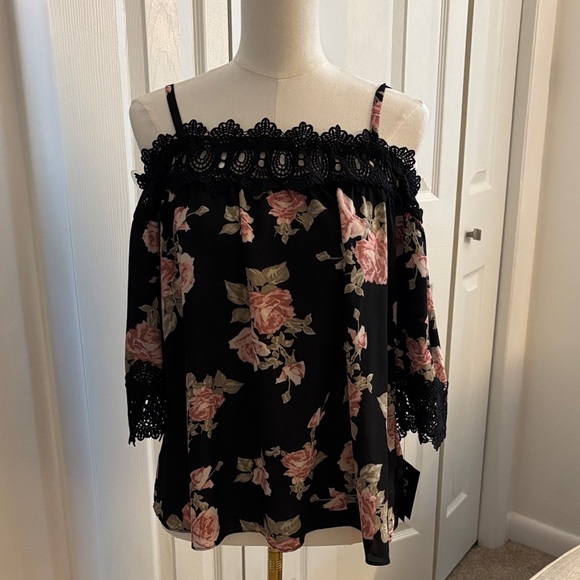 Iz Byer Black Floral Off-Shoulder Top w/ Crochet Trim -Adj Straps – NWT Large - Picture 2 of 8